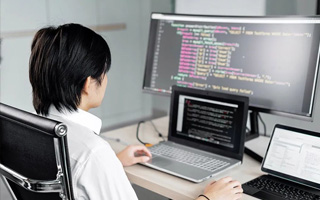 儋州 api php源码,下载的php源码怎么运行呢？
